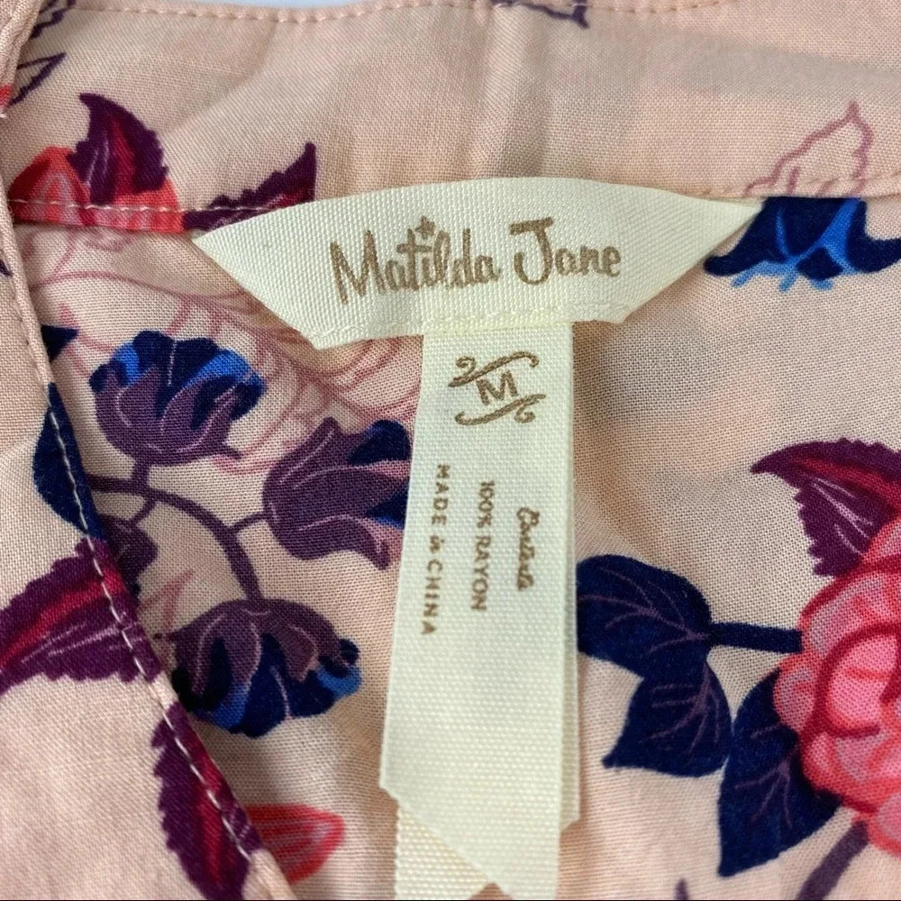 Matilda Jane Livery Mille Blouse Tunic Top women's Medium Pink Floral - Picture 7 of 8